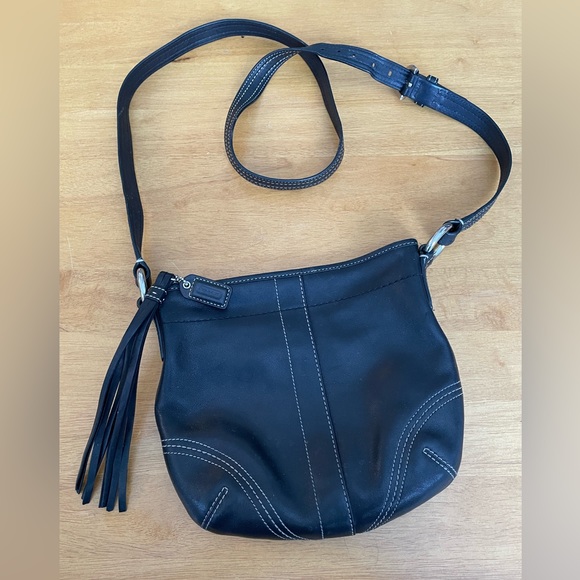 Coach Crossbody - Picture 1 of 4